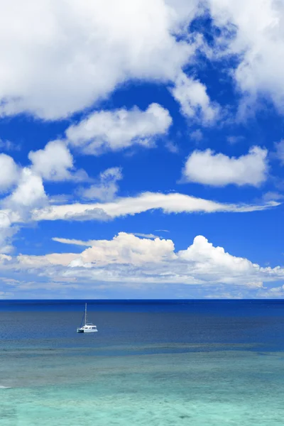 Deniz manzarası, yaz — Stok fotoğraf