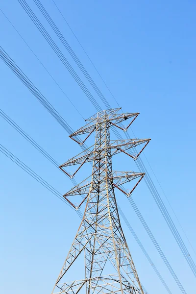 Ligne de transmission d'énergie — Photo