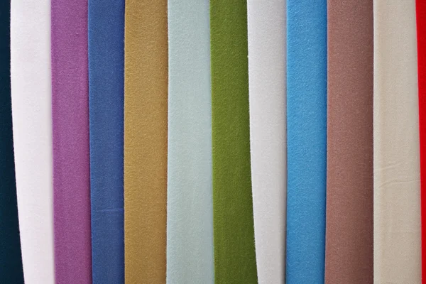 Bufandas coloridas en el mercado — Foto de Stock