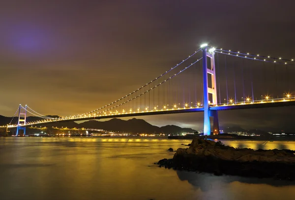 Tsing ma bridge gece görünümü — Stok fotoğraf