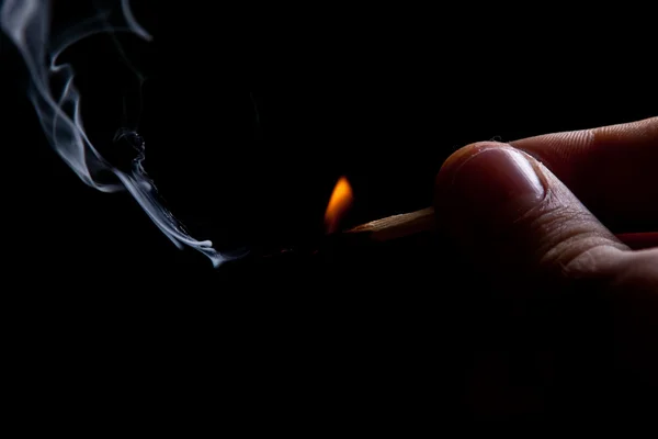 Jogo de fogo com fumaça — Fotografia de Stock