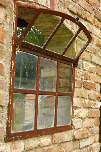 Stodoła okno — Zdjęcie stockowe