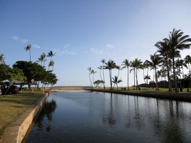 Kahala Beach Park stream and bridge clipart