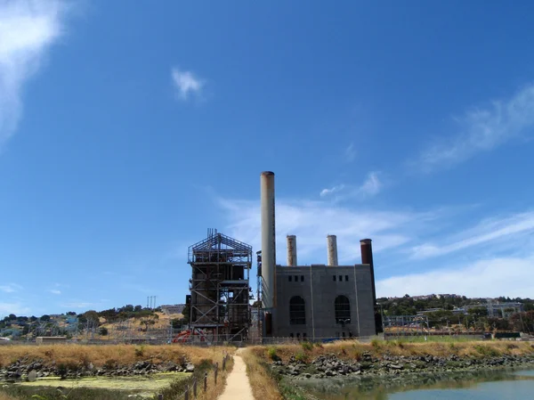 Retired Hunter’s Point Power Plant at Heron’s Head — Stock Photo, Image