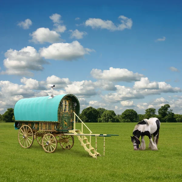Gypsy wagen, caravan — Stockfoto