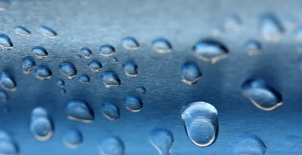 Krople wody idealna metalu — Zdjęcie stockowe
