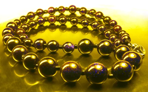 Perlen aus Aventurin — Stockfoto