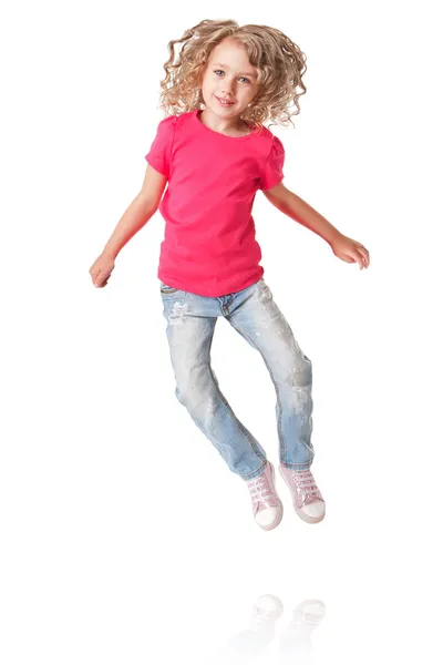 Happy jumping girl avec talons ensemble — Photo