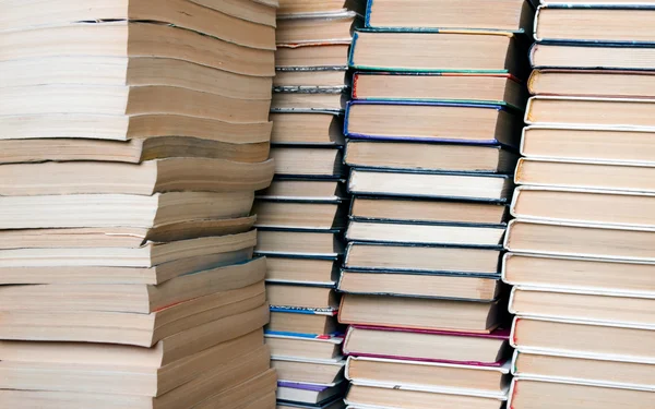 Stapels boeken — Stockfoto