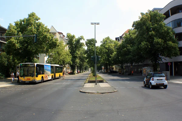 Neue kantstrasse