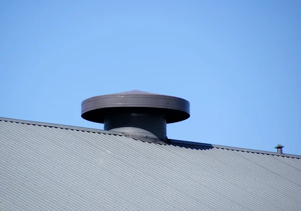 Вентиляция на крыше — стоковое фото