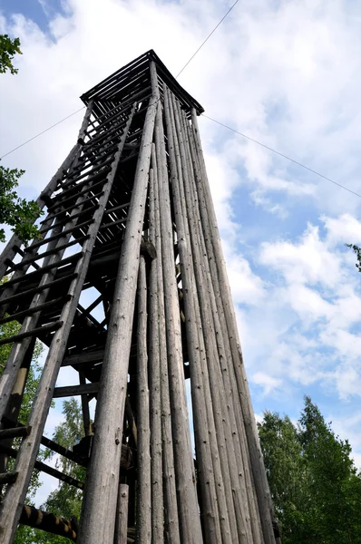 Houten toren — Stockfoto