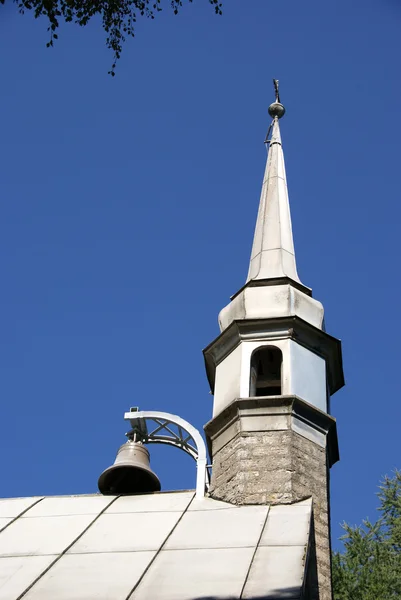Башня и колокол — стоковое фото