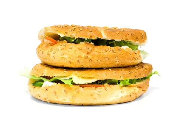 分離されたチーズとハムのサンドイッチ — ストック写真