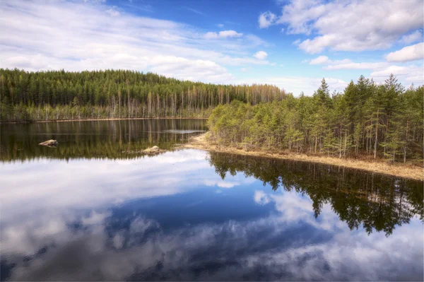 Landschap in finland in het voorjaar van — Stockfoto