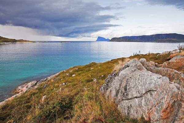 Bela paisagem no norte da Noruega — Fotografia de Stock
