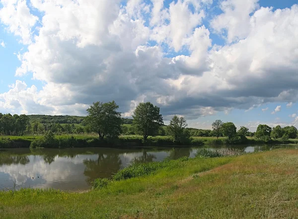 Zomer landschap — Stockfoto