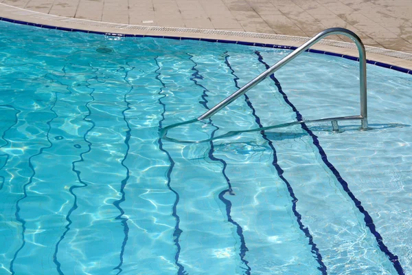 Плавальний басейн — стокове фото