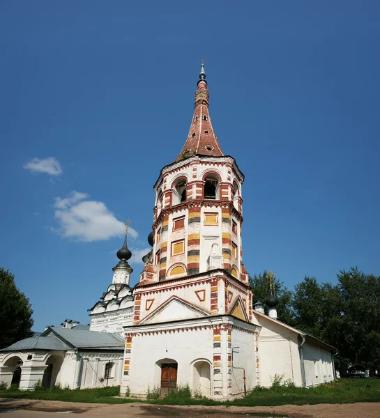 Традиційний російський церква в місті suzdal. — стокове фото