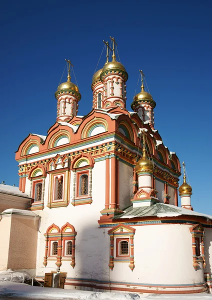 Die Kirche im Zentrum von Moskau — Stockfoto