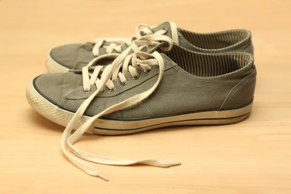 Zapatillas grises — Foto de Stock
