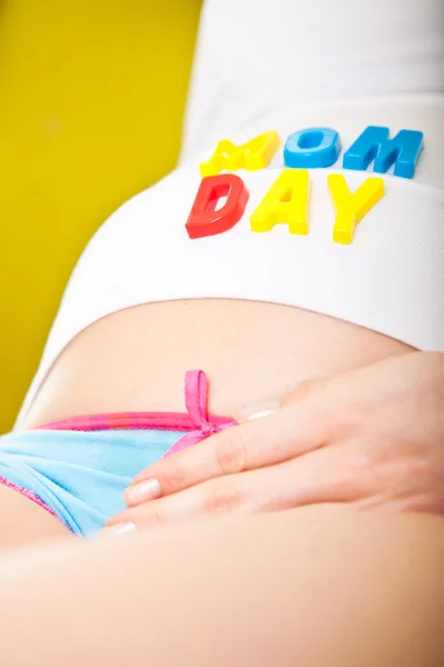 Hamile kadın göbeği — Stok fotoğraf
