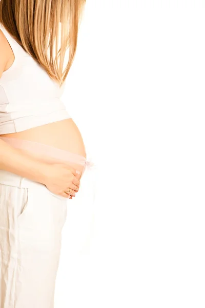 白で隔離される妊娠中のブロンドの女性 — ストック写真