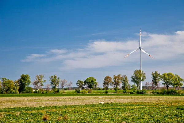 Wind elektriciteitscentrales platteland — Stockfoto