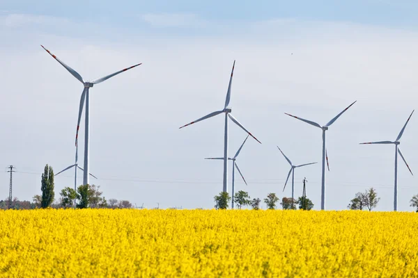 Větrné elektrárny krajinu — Stock fotografie