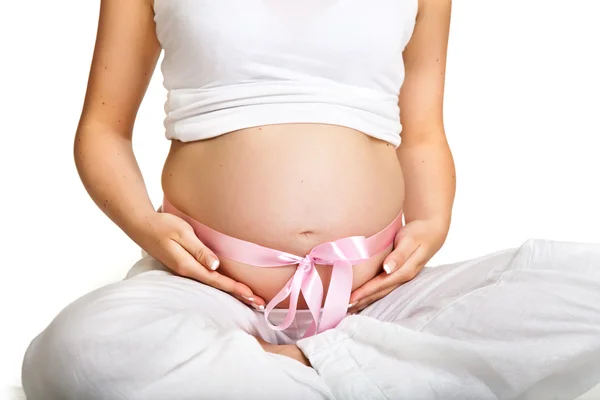 Těhotné ženy izolované na bílém — Stock fotografie