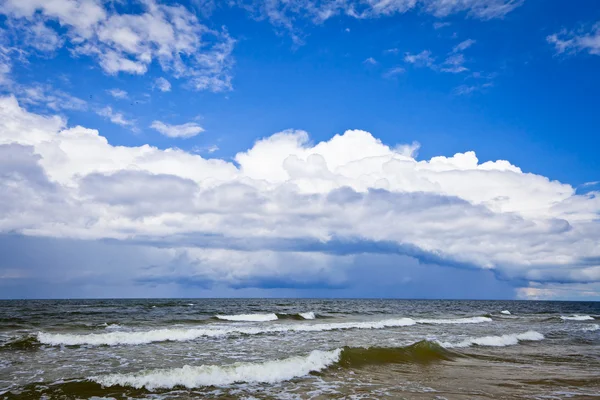 Балтійське море краєвид з хмарного неба — стокове фото
