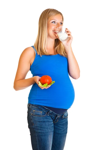Gravid kvinna med grönsaker, isolerad på vit — Stockfoto