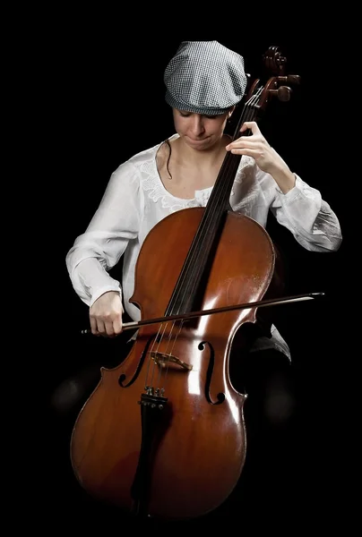 Flicka spelar cello — Stockfoto