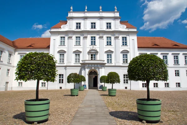 O palácio de Oranienburg — Fotografia de Stock