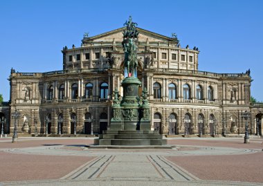 The Semperoper in Dresden clipart