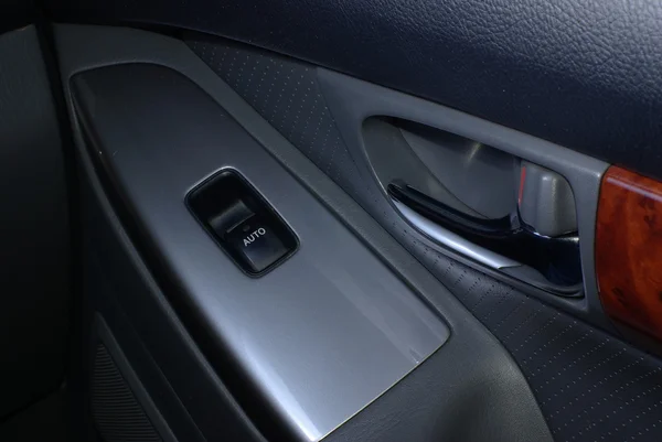Araba doorhandle güç pencere kontrol ünitesi ile — Stok fotoğraf