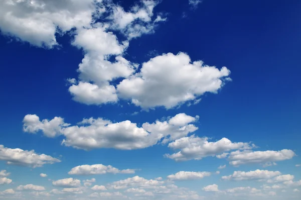 Céu e nuvens — Fotografia de Stock