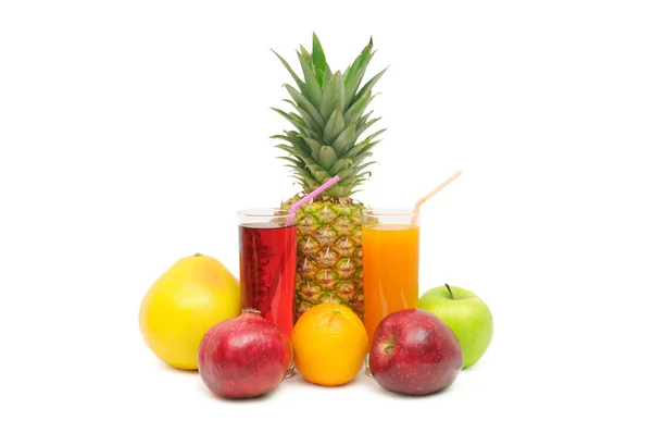 Ποτήρι με χυμό και φρούτα — Φωτογραφία Αρχείου
