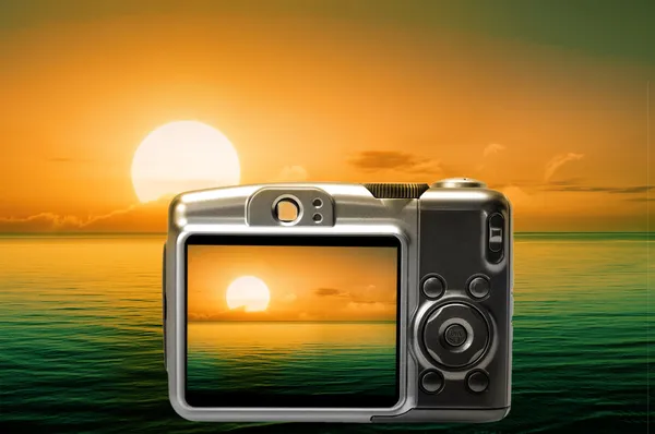 Piękny zachód słońca na skreen aparat fotograficzny — Zdjęcie stockowe