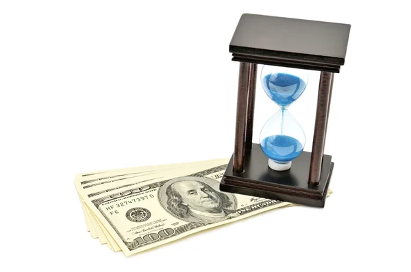 Vidrio de arena y dólar. Concepto - el tiempo es dinero —  Fotos de Stock