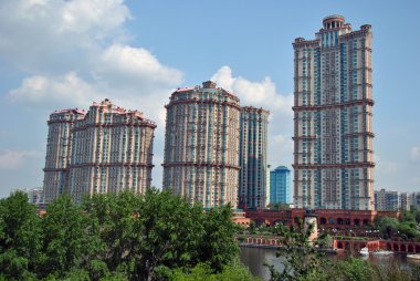 yüksek katlı modern daireler