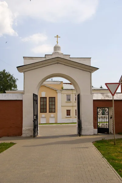 Η πύλη στην εκκλησία — Φωτογραφία Αρχείου