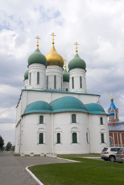 Iglesias y monasterios de Kolomna — Foto de Stock
