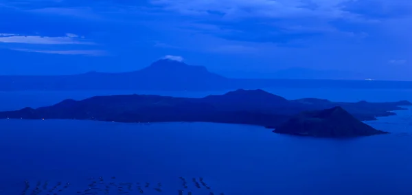 Lago taal volcán tagaytay philippines — Foto de Stock