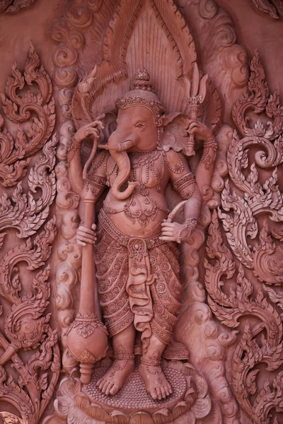 Ganseh の寺院の壁の彫刻 — ストック写真