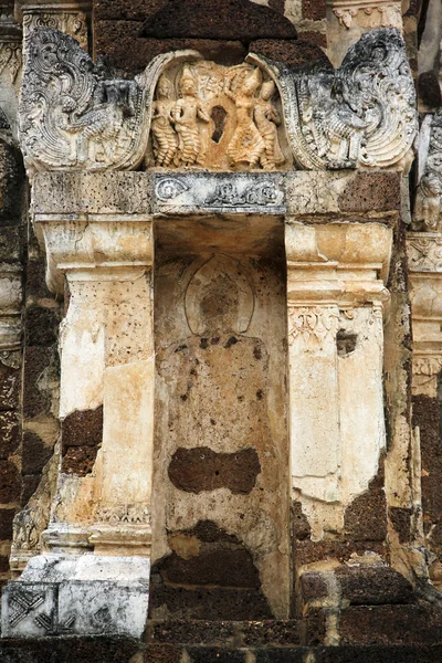 Розграбували храм Сукотаі, Таїланд — стокове фото