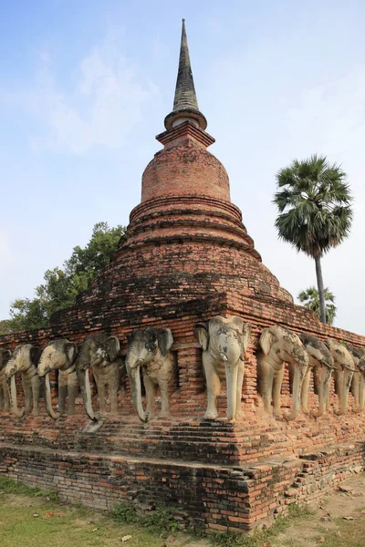 Sukhothai tempio degli elefanti thailandia — Foto Stock