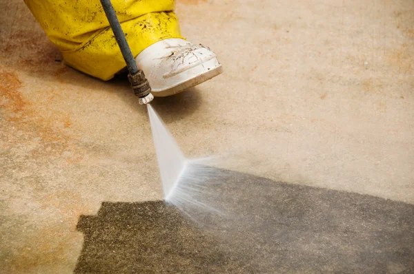 Pressure cleaning — Stock Photo, Image