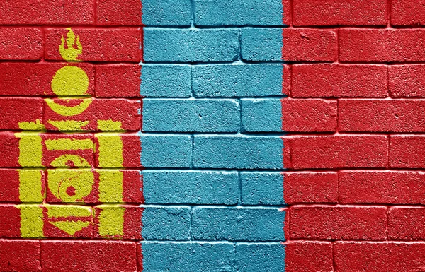Σημαία της Μογγολίας στον τοίχο από τούβλα — Φωτογραφία Αρχείου