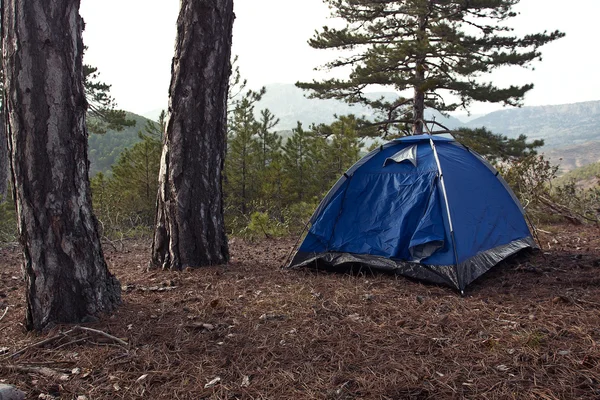 Tenda de acampamento . — Fotografia de Stock